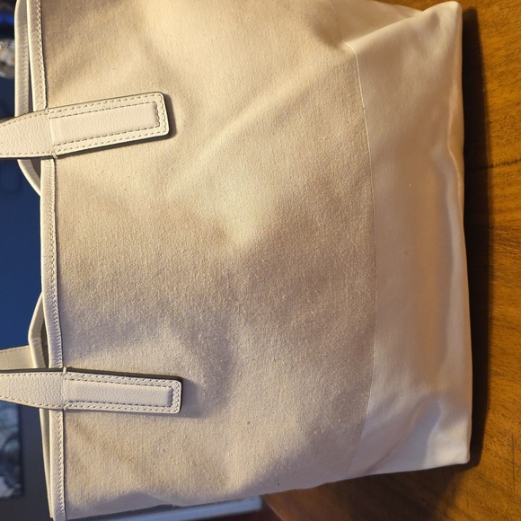 Kate Spade Ash Street Logo Triple Compartment Tote in natural/cream white canvas - Picture 3 of 16